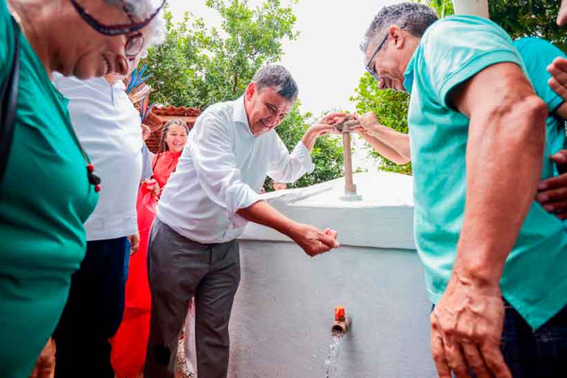 Política