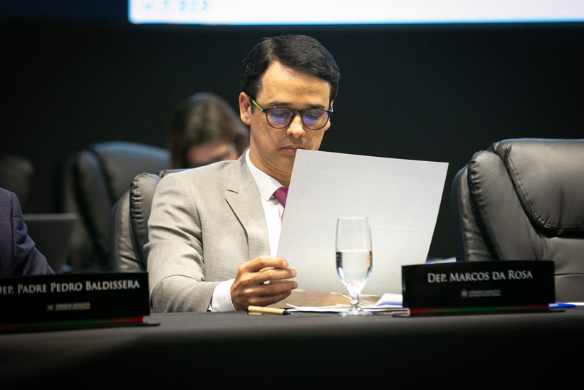 Política