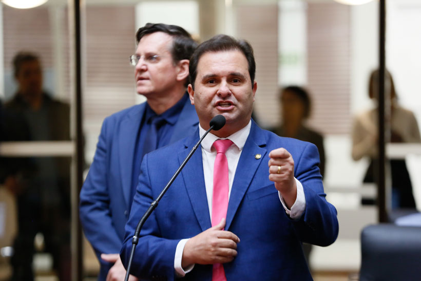 Política