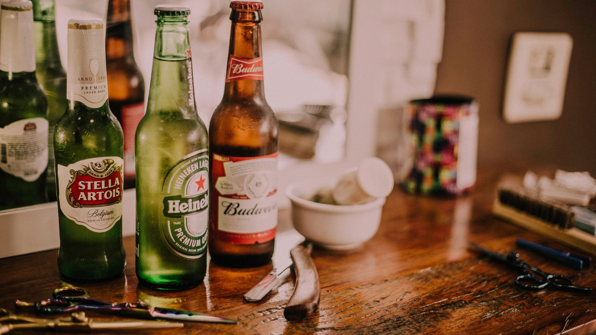 Cerveja gelada na medida certa: qual a temperatura ideal para gelar e servir sem congelar?